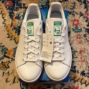 NIB Stan Smith adidas green and white size 4 us